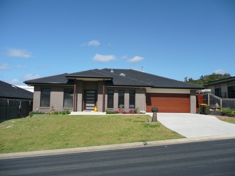 2/27 Kellehers Rd, Pottsville NSW 2489