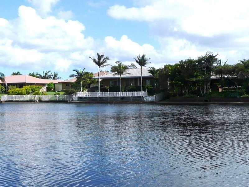 69 Andrew Avenue, Pottsville NSW 2489