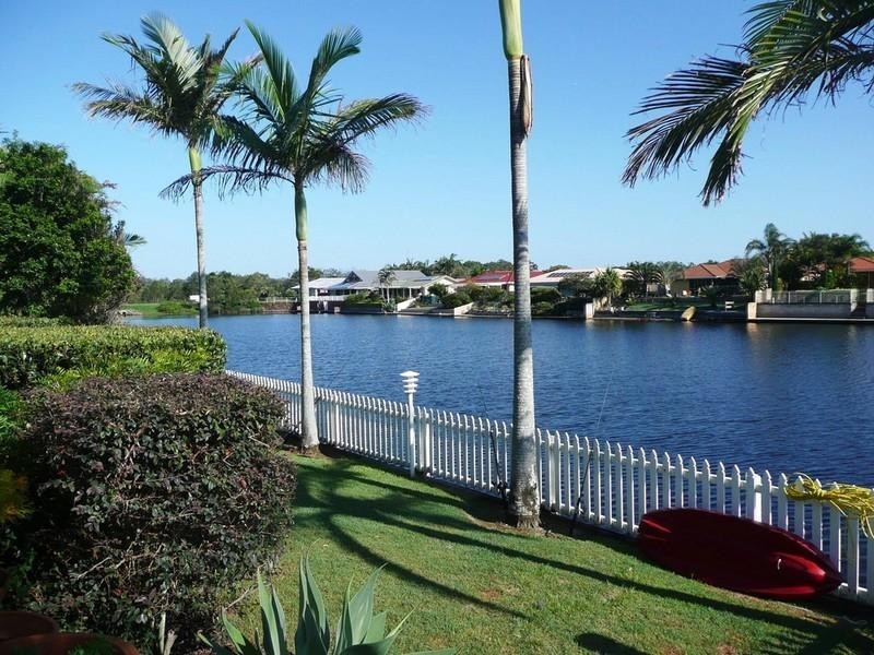 69 Andrew Avenue, Pottsville NSW 2489