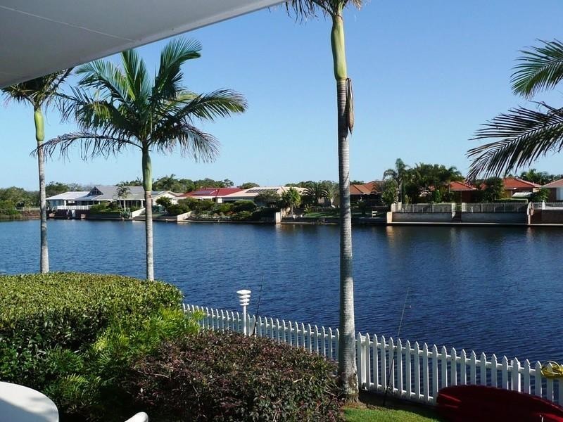 69 Andrew Avenue, Pottsville NSW 2489