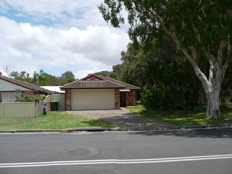 2/2 Penda Court, Cabarita Beach NSW 2488