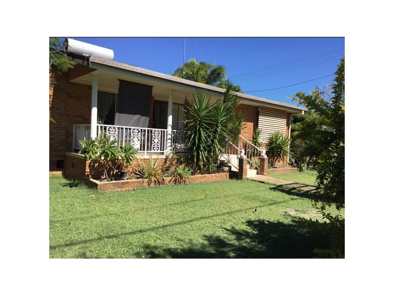 32 Tamarind Avenue, Cabarita Beach NSW 2488