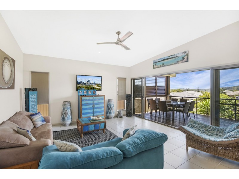 55 Newcastle Drive, Pottsville NSW 2489