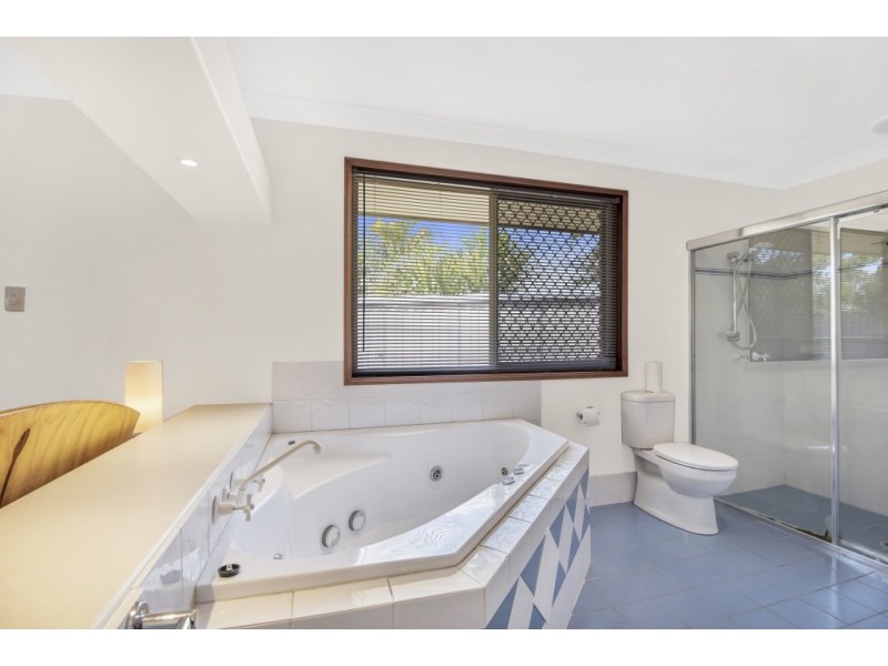 2 White Beech Court, Bogangar NSW 2488