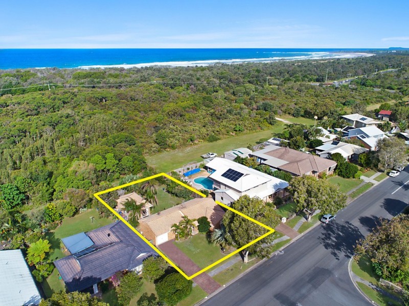 41 Ti Tree Avenue, Bogangar NSW 2488
