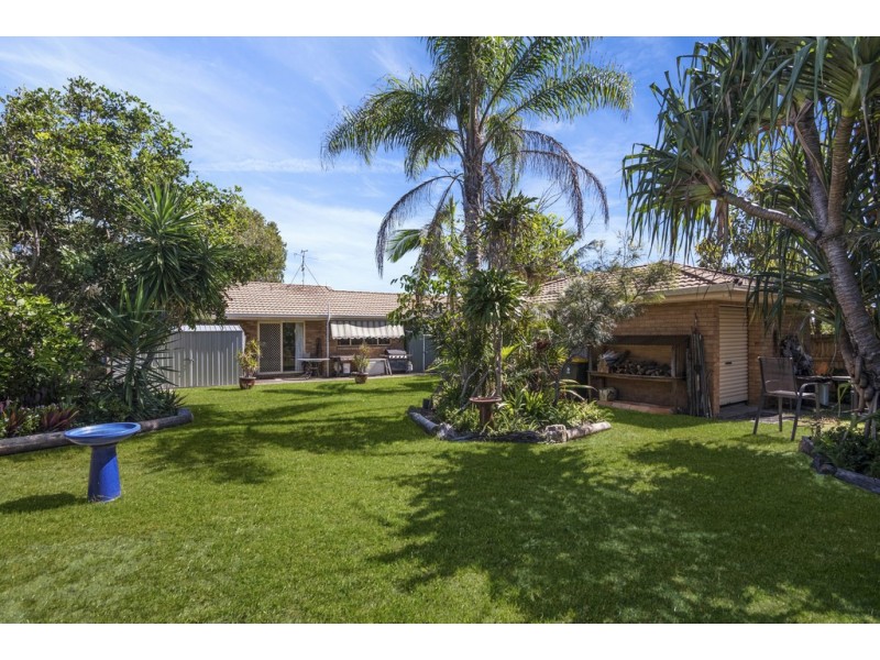41 Ti Tree Avenue, Bogangar NSW 2488