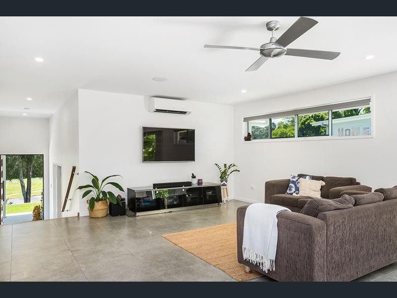 42 Macadamia Drive, Pottsville NSW 2489
