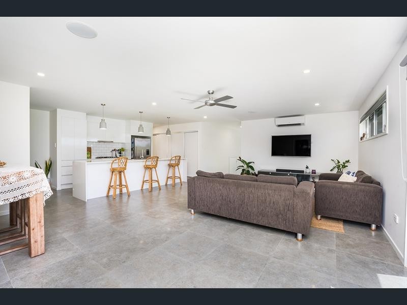 42 Macadamia Drive, Pottsville NSW 2489
