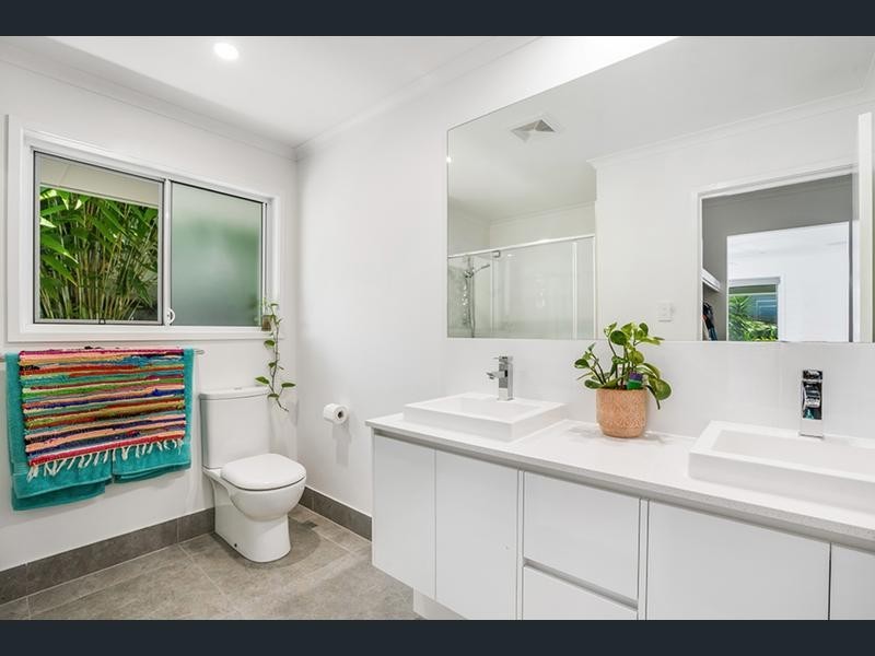 42 Macadamia Drive, Pottsville NSW 2489