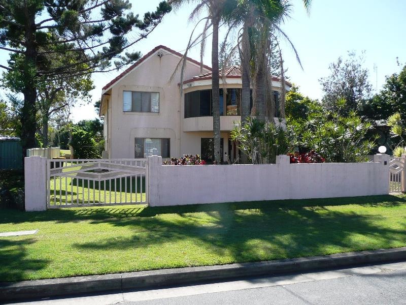 1 Palm Avenue, Cabarita Beach NSW 2488