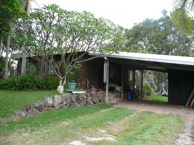 18 Poplar Ave, Cabarita Beach NSW 2488