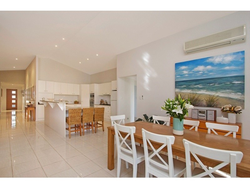 55 Shamrock Avenue, Banora Point NSW 2486