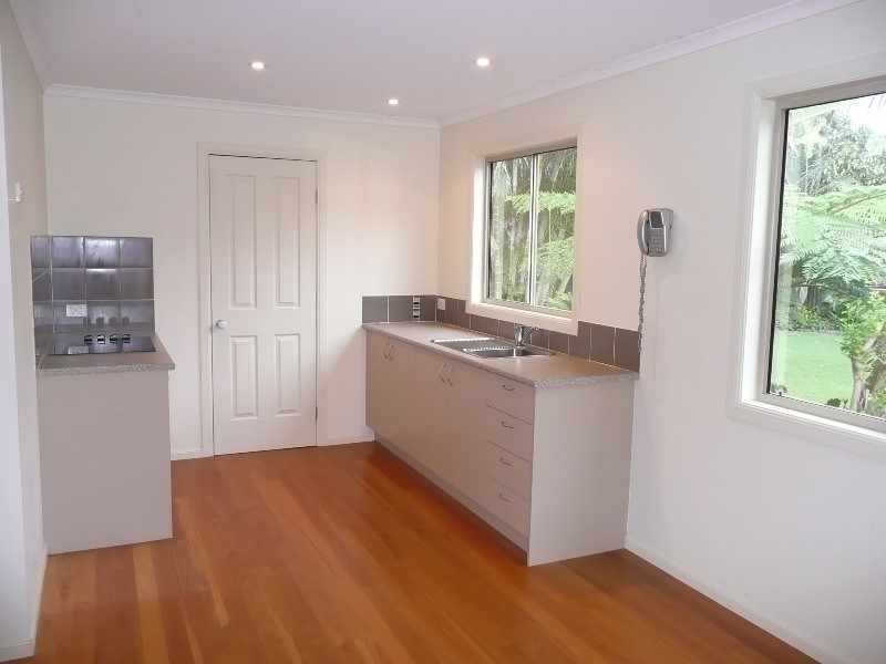 18 Tamarind Ave, Cabarita Beach NSW 2488