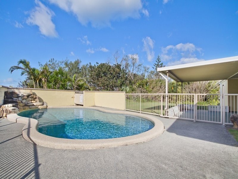 2 Cypress Crs, Cabarita Beach NSW 2488