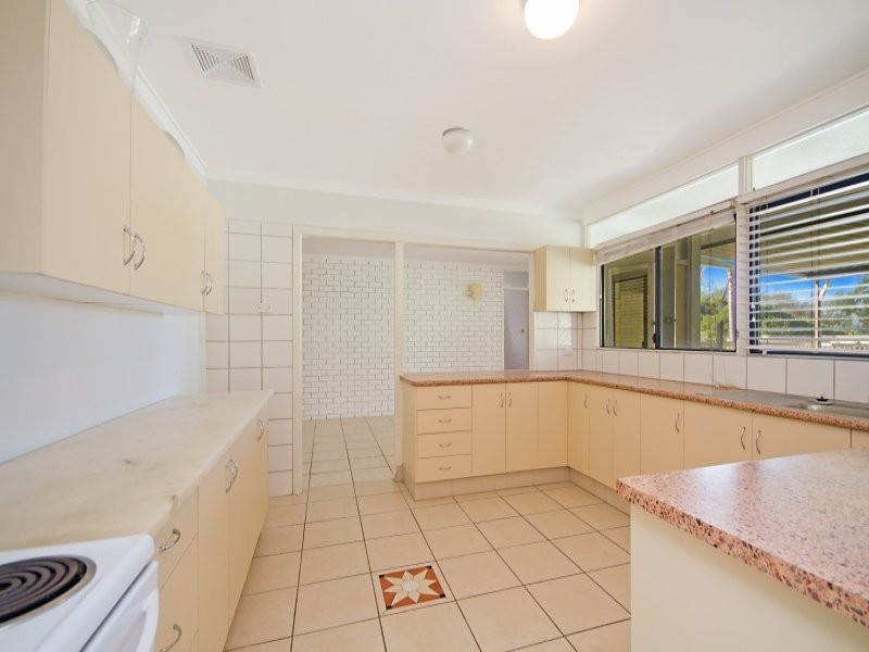 2 Cypress Crs, Cabarita Beach NSW 2488