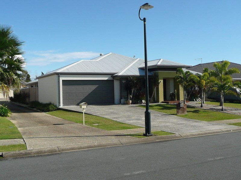 57 Lennox Circuit, Pottsville NSW 2489