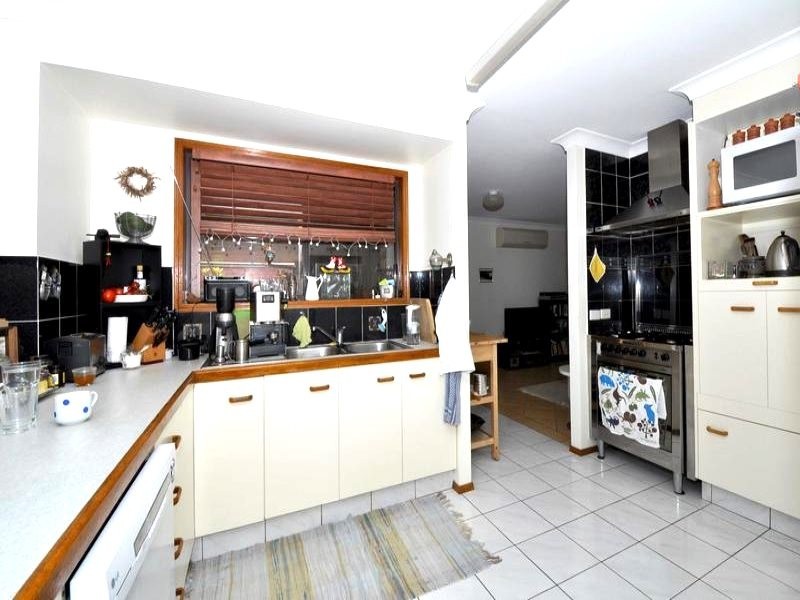 13 Andrew Avenue, Pottsville NSW 2489