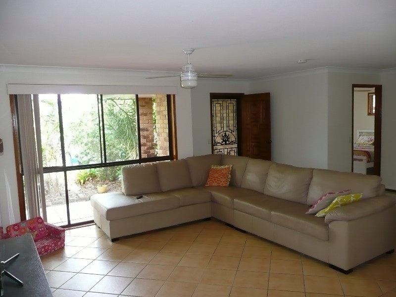 13 Andrew Avenue, Pottsville NSW 2489