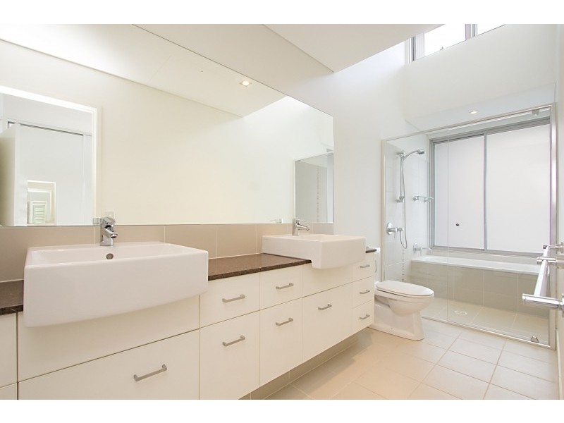 23/6-8 Canthuim Way, Casuarina NSW 2487