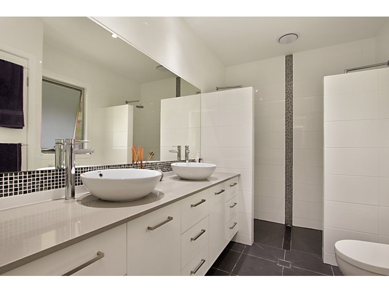 19 Woodfull Crescent, Pottsville NSW 2489