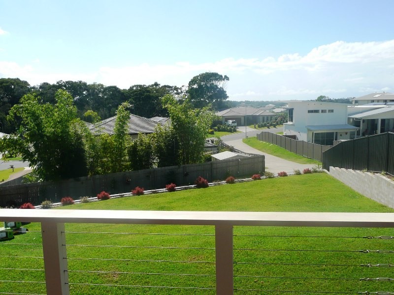 19 Woodfull Crescent, Pottsville NSW 2489