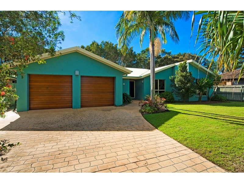 4 Penda Crt, Cabarita Beach NSW 2488