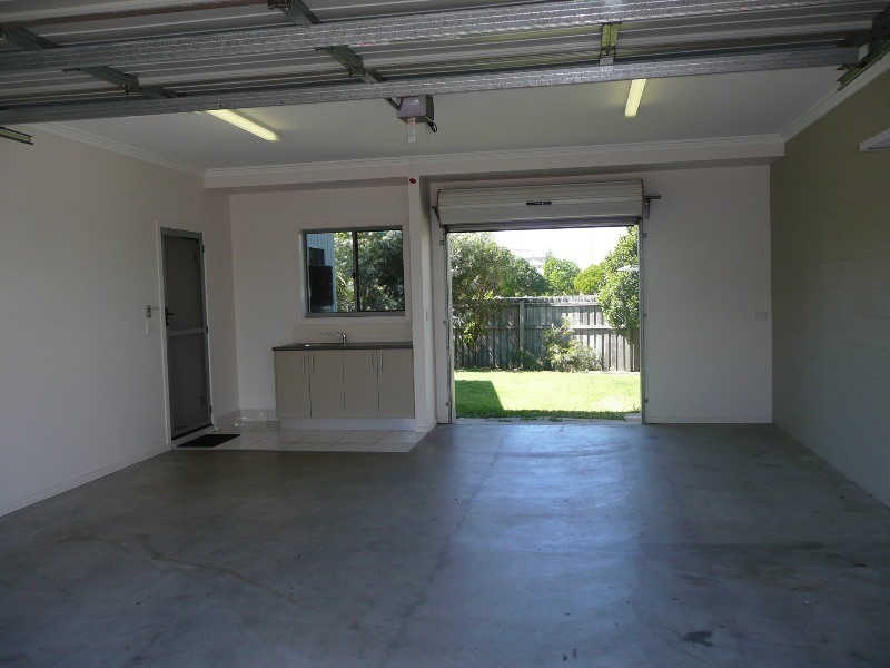 2/2 Ebony Crt, Casuarina NSW 2487