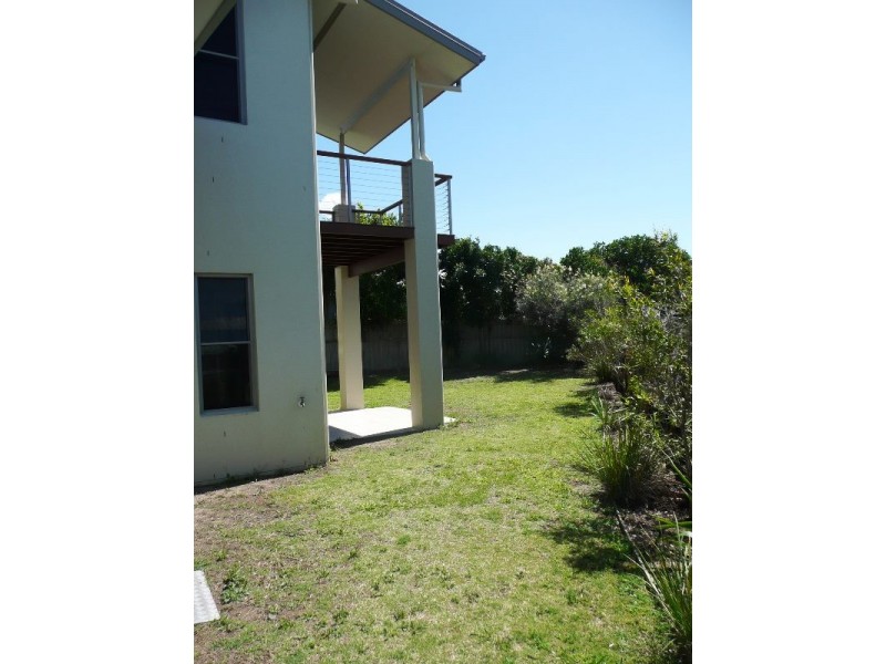 2/2 Ebony Crt, Casuarina NSW 2487