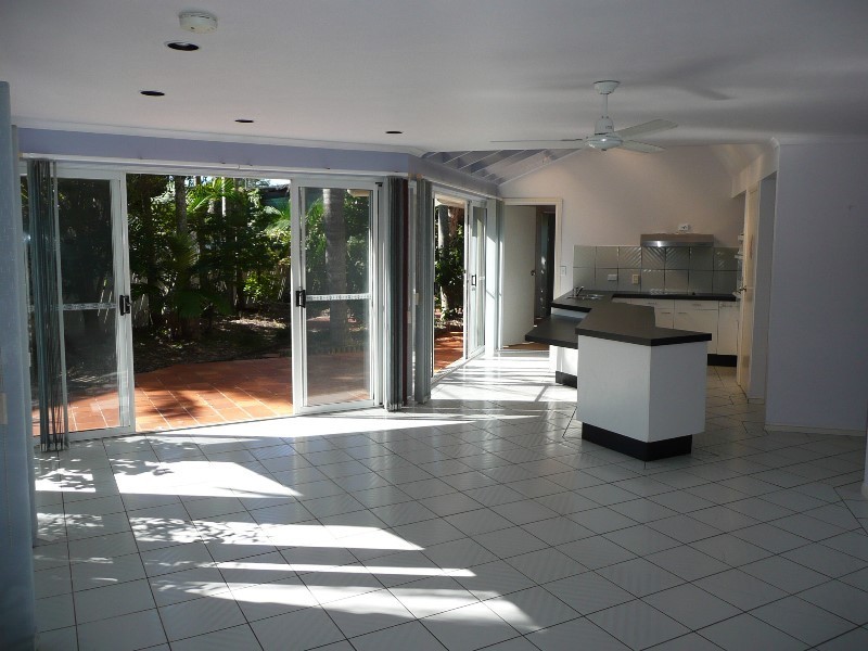 13 Ti Tree Avenue, Cabarita Beach NSW 2488