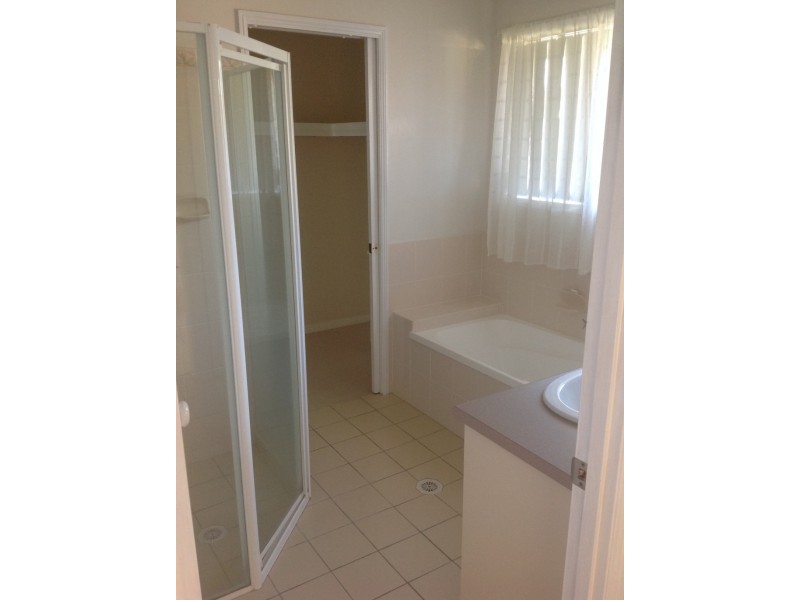 1/27 McKenzie Avenue, Pottsville NSW 2489