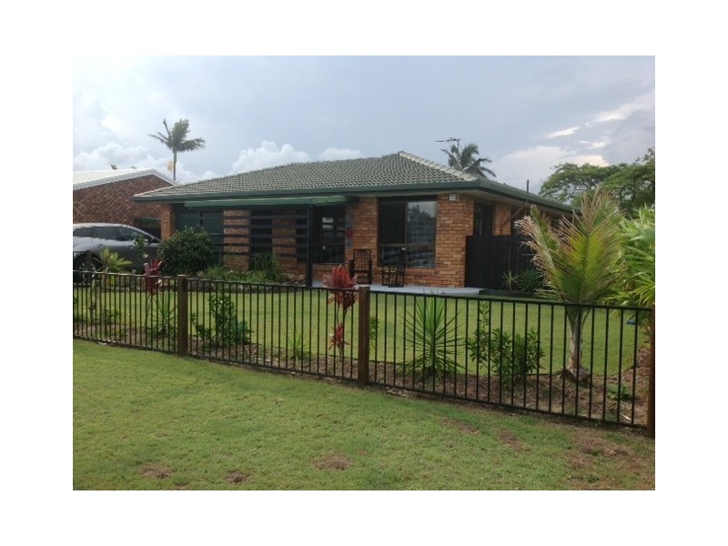 4 Diana Court, Pottsville NSW 2489