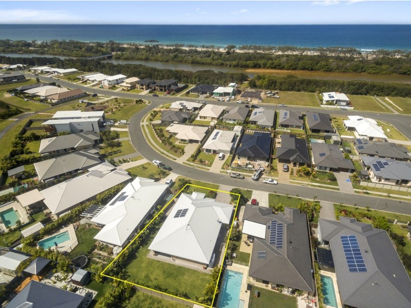 16 Hassett Drive, Pottsville NSW 2489