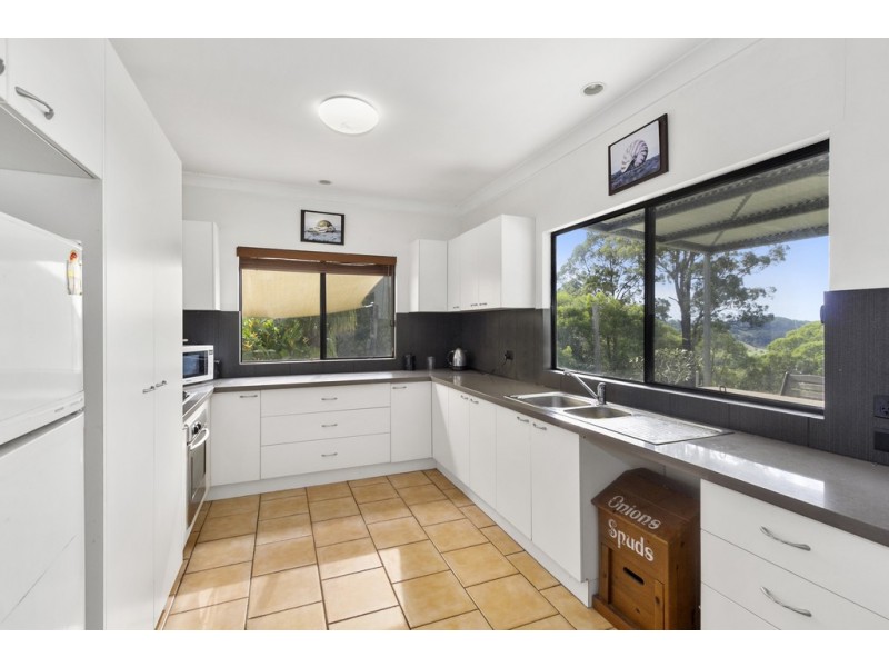 18 Raven Place, Clothiers Creek NSW 2484