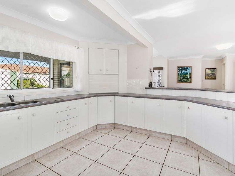 25 John Robb Way, Cudgen NSW 2487