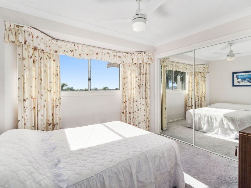 25 John Robb Way, Cudgen NSW 2487