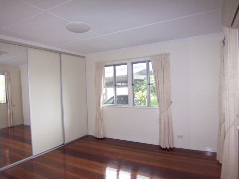 18 Alleena Street, Chermside QLD 4032