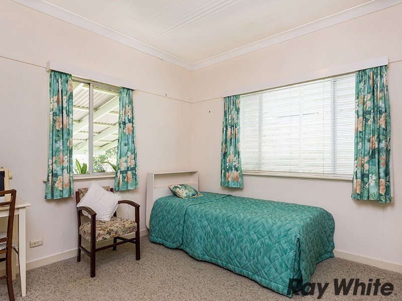 26 Maple Street, Wavell Heights QLD 4012