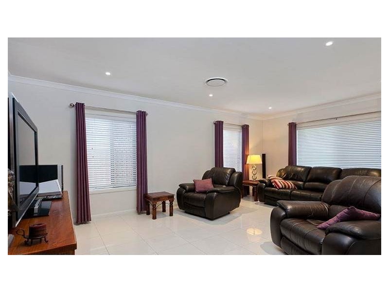 24 Akaroa Avenue, Geebung QLD 4034