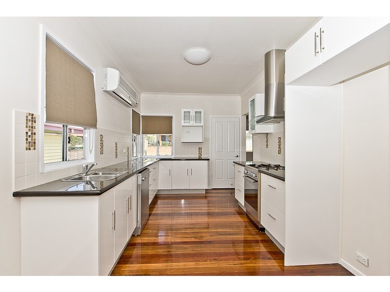 9 Norla Street, Chermside QLD 4032