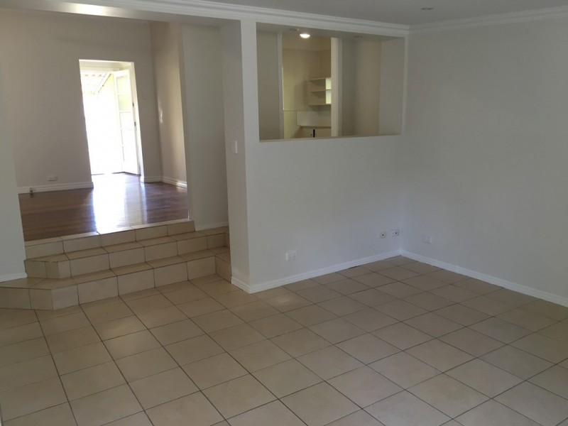 16 Main Avenue, Wavell Heights QLD 4012