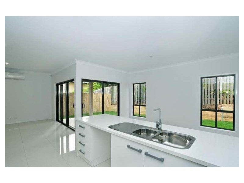 19 Centre Street, Aspley QLD 4034