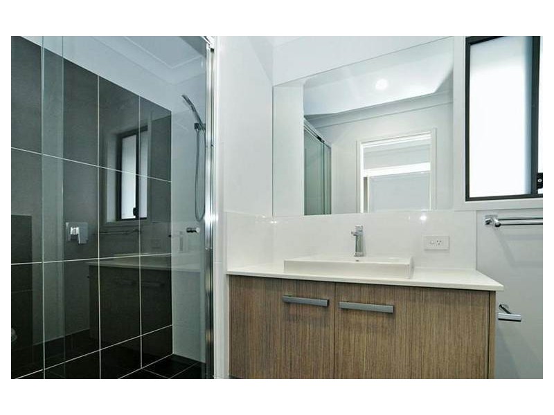 19 Centre Street, Aspley QLD 4034