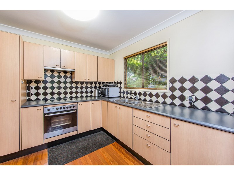 154 Appleby Road, Stafford Heights QLD 4053