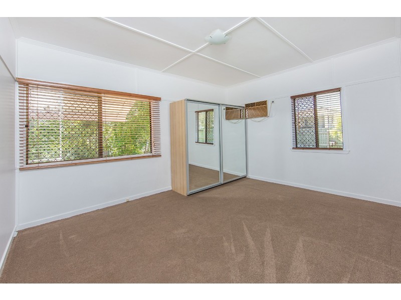 80 Newman Road, Wavell Heights QLD 4012