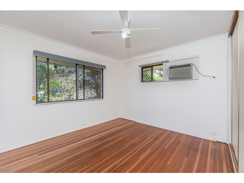 34 Glenrowen Street, Chermside West QLD 4032