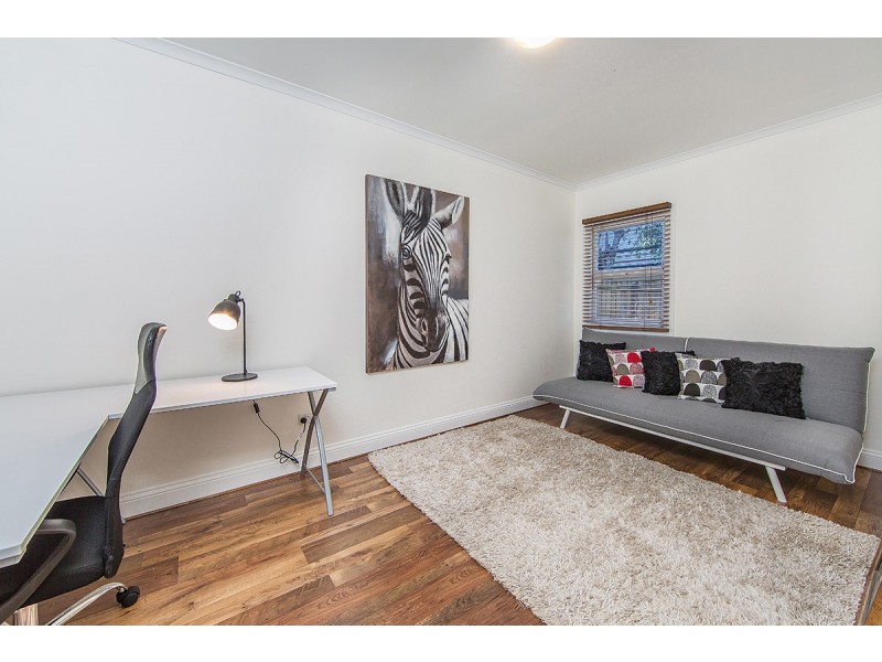 55 Cooksley Street, Hamilton QLD 4007