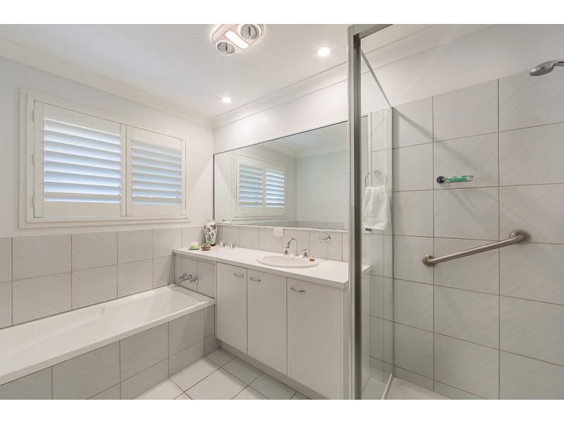 4 Muneera Crescent, Aspley QLD 4034