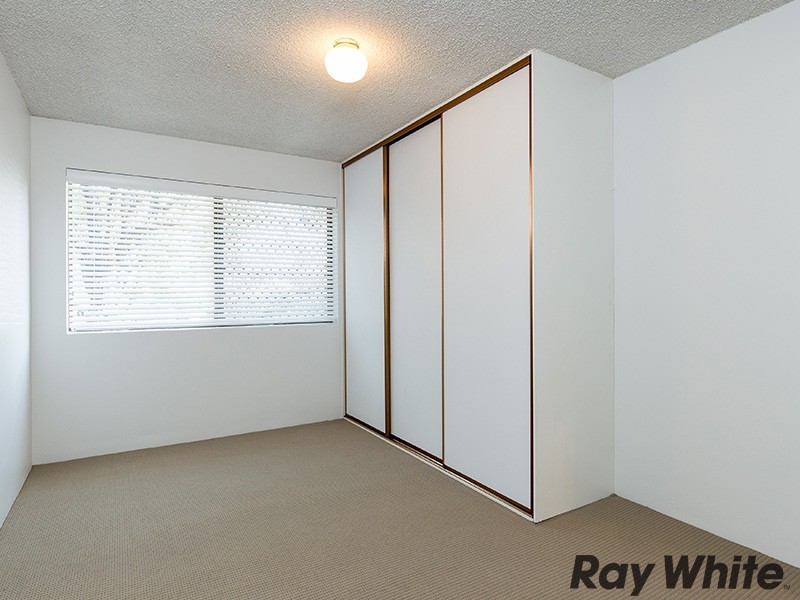 2/467 Hamilton Road, Chermside QLD 4032