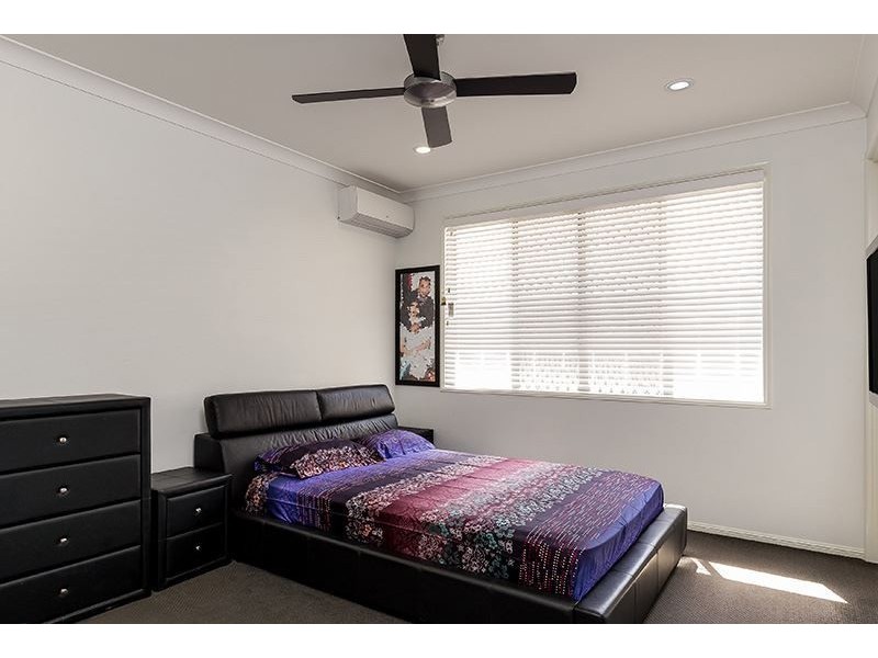 27 Fleet Circuit, Bray Park QLD 4500