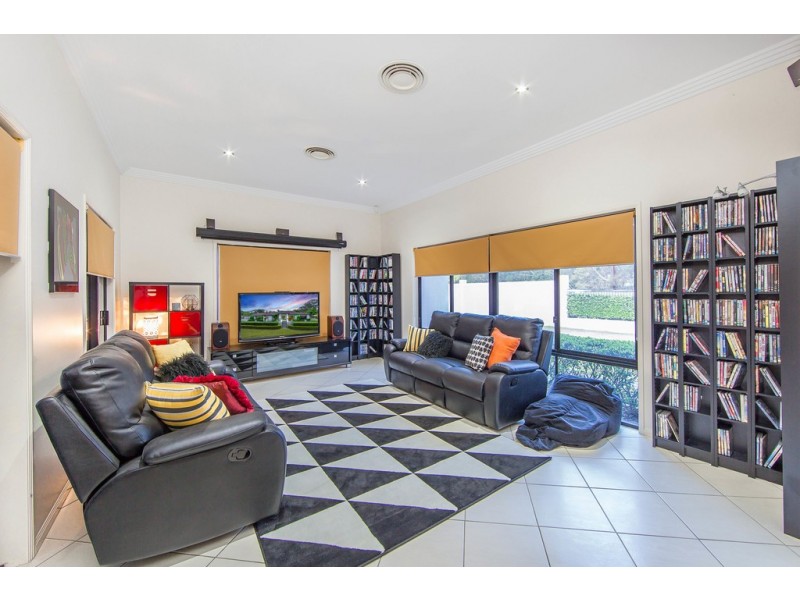 19 Camelot Place, Bridgeman Downs QLD 4035